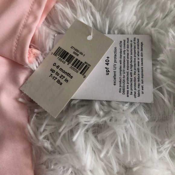 NWT gap Minnie Mouse swimsuit - Picture 2 of 4